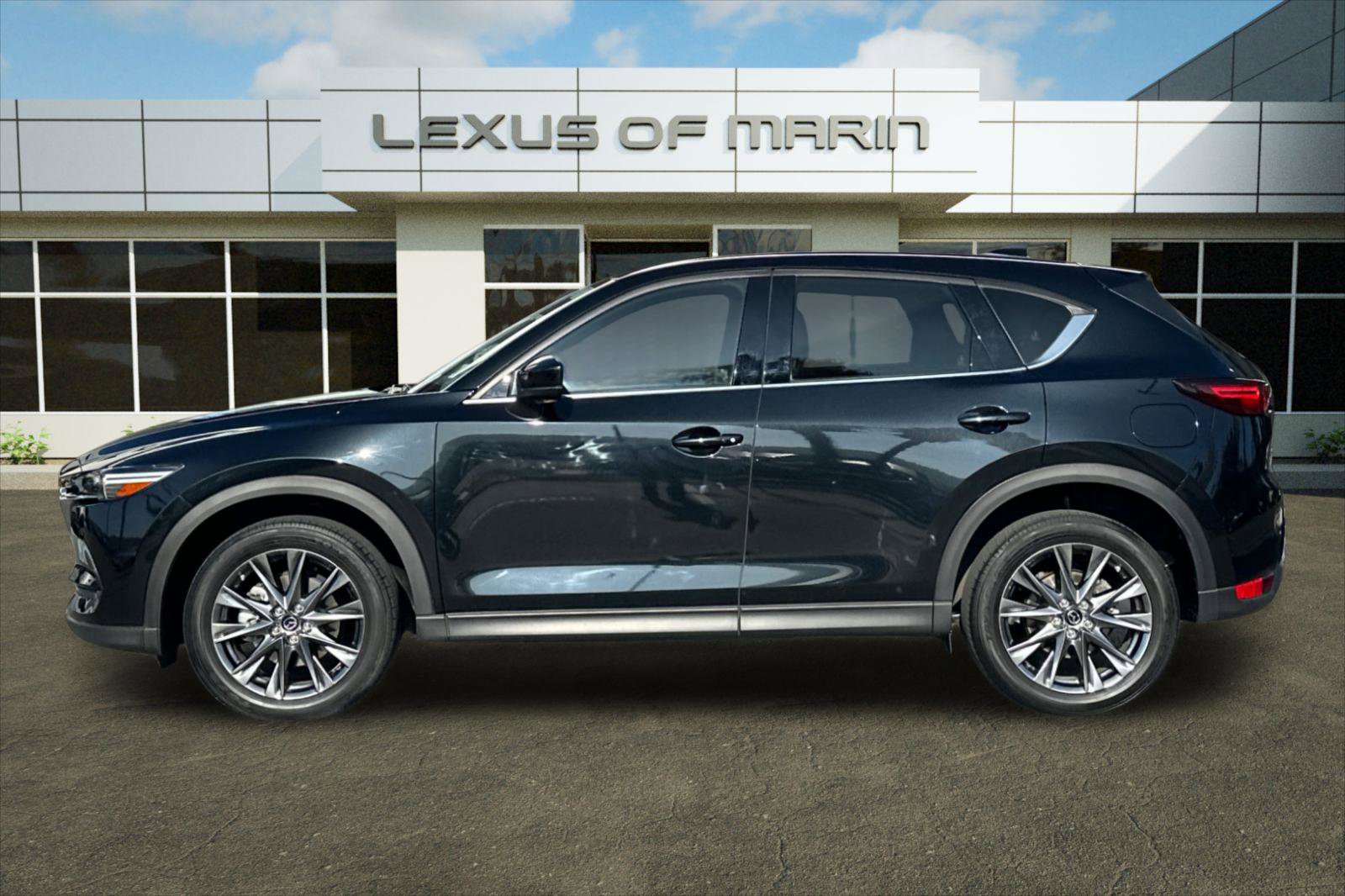 Used 2020 MAZDA CX-5 Signature image 2