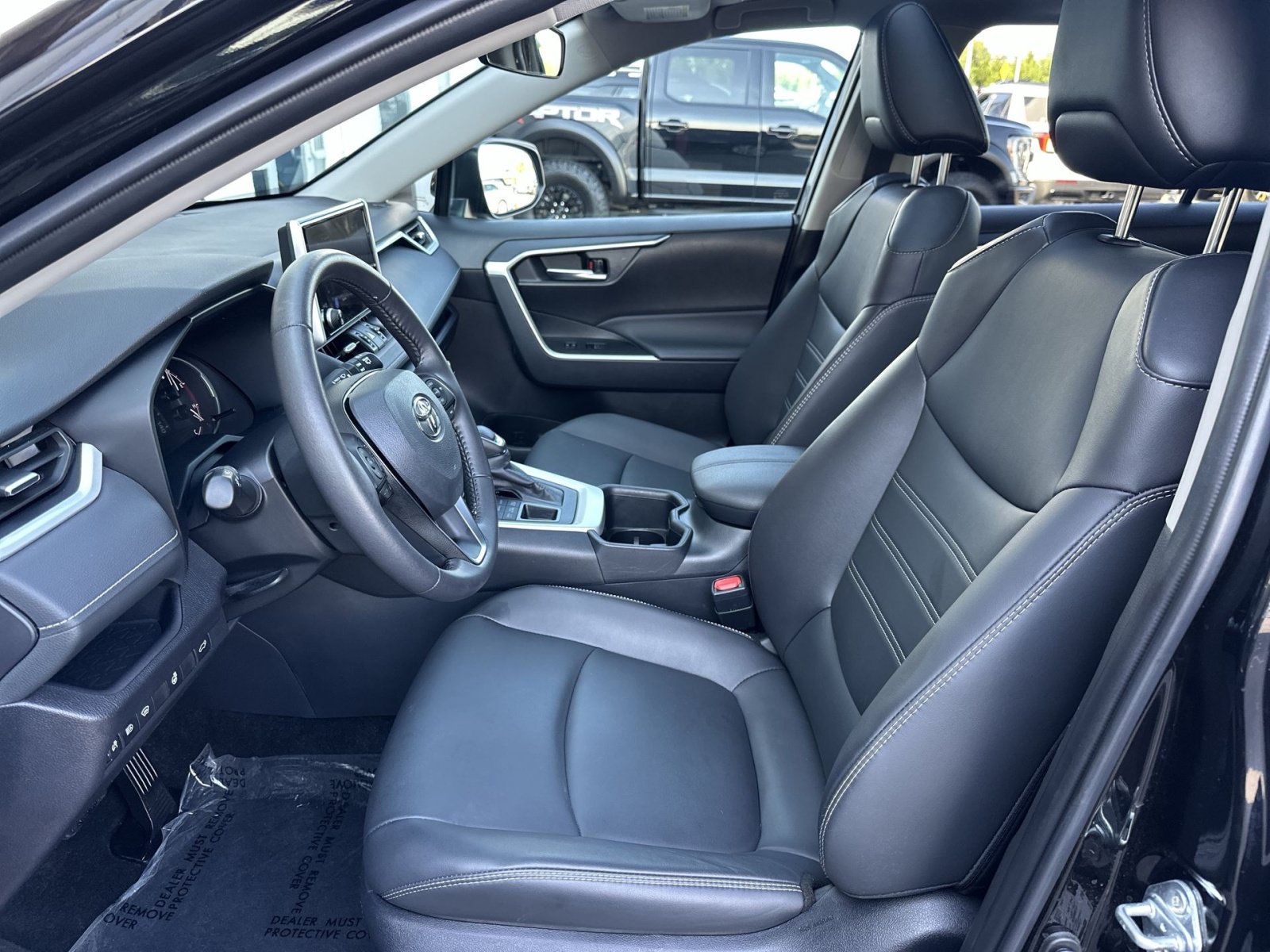 Used 2025 Toyota RAV4 XLE Premium w/ Weather Package AWD/4WD image 21