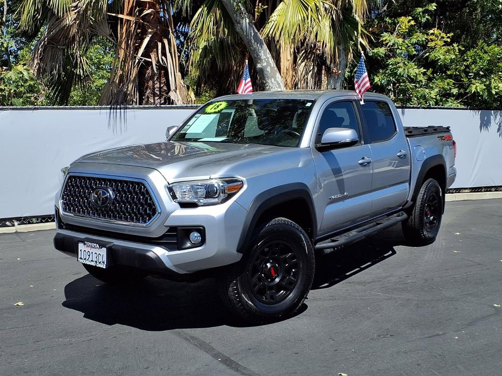 Certified 2018 Toyota Tacoma TRD Off-Road w/ Technology Package AWD/4WD image 24