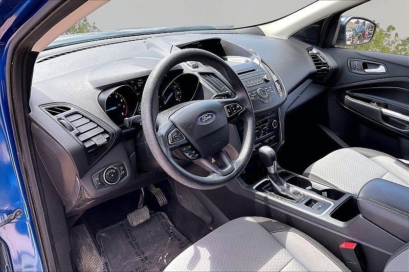 Used 2017 Ford Escape SE AWD/4WD image 16