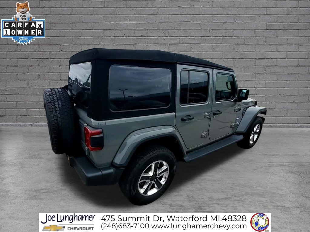 Used 2022 Jeep Wrangler Unlimited Sahara w/ LED Lighting Group AWD/4WD image 9