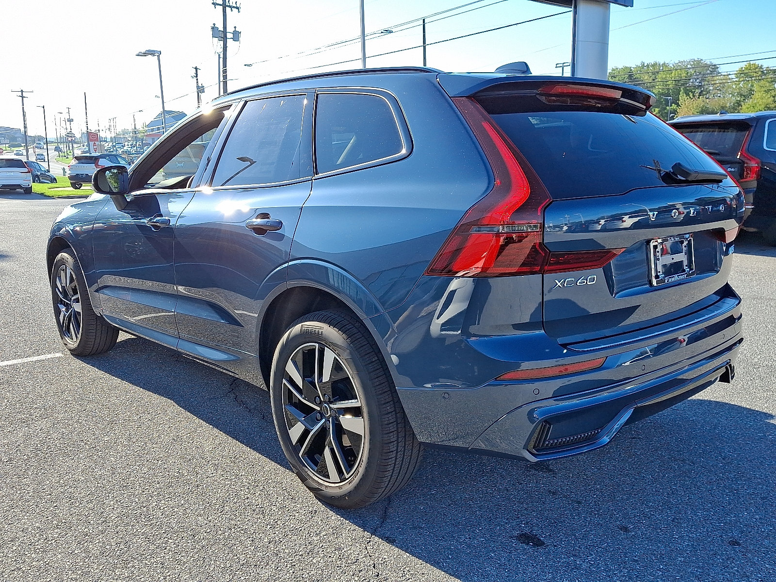 New 2026 Volvo XC60 B5 Plus w/ Protection Package Premier image 3