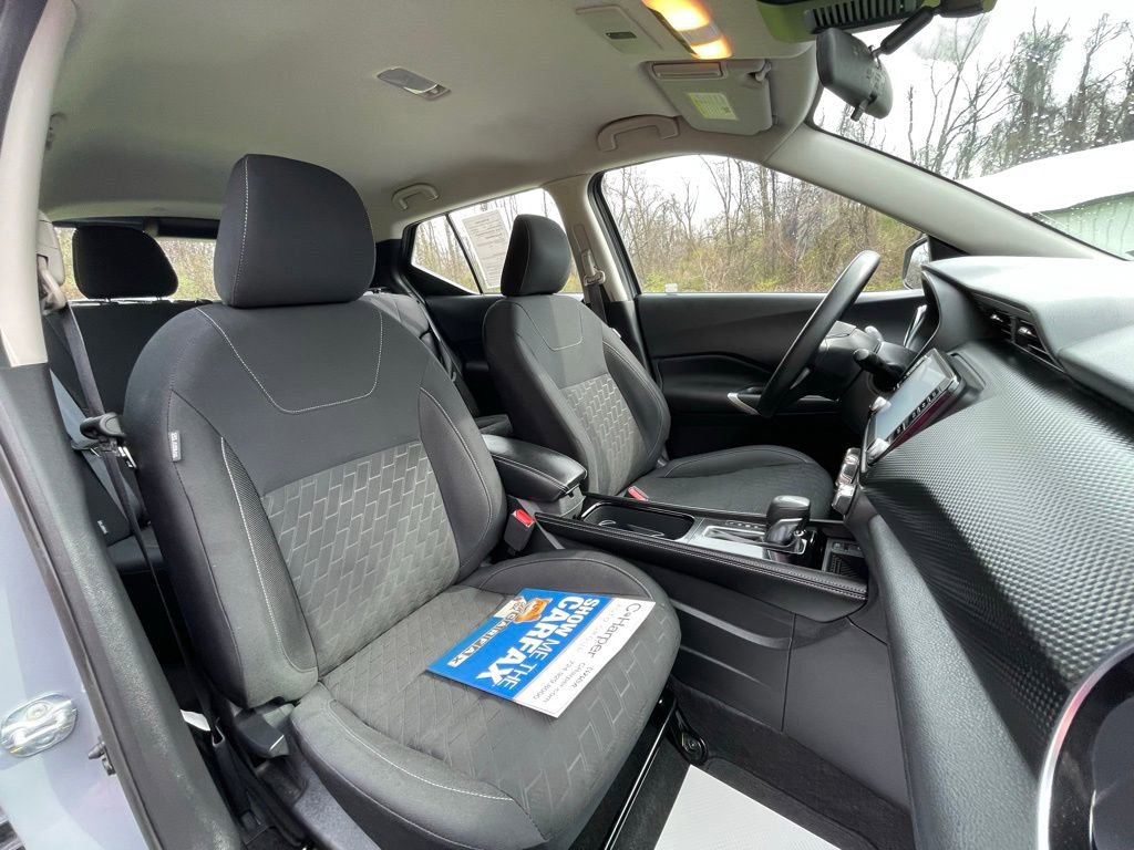 Used 2024 Nissan Kicks SV image 12