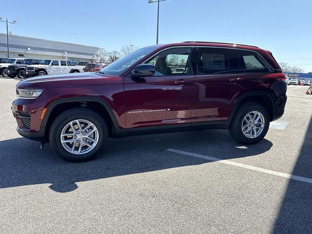 New 2026 Jeep Grand Cherokee Laredo AWD/4WD image 7