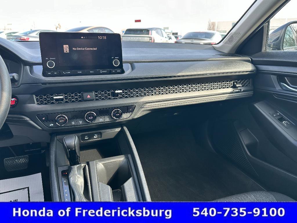 Certified 2025 Honda Accord SE image 22