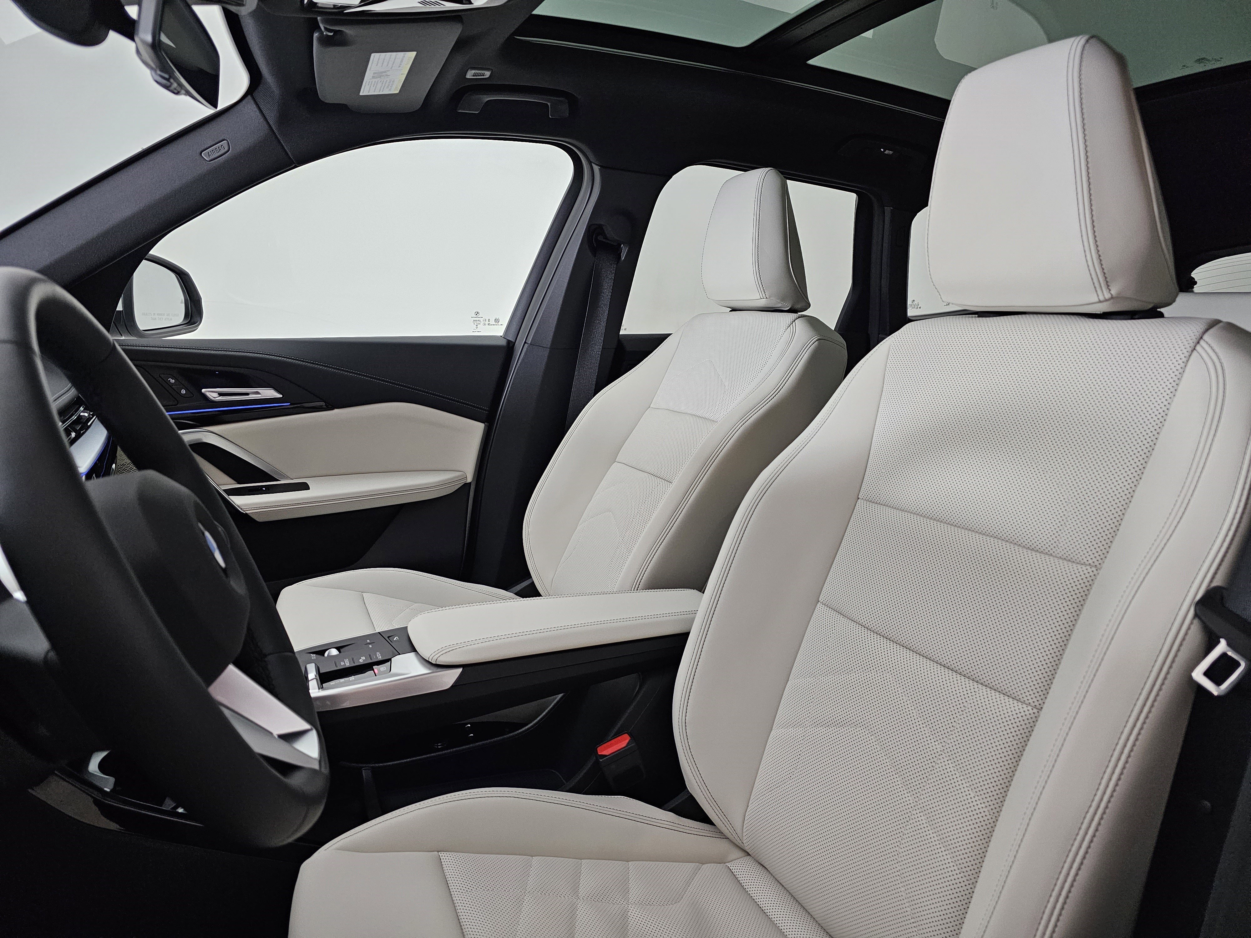 Used 2026 BMW X1 xDrive28i w/ Convenience Package image 9