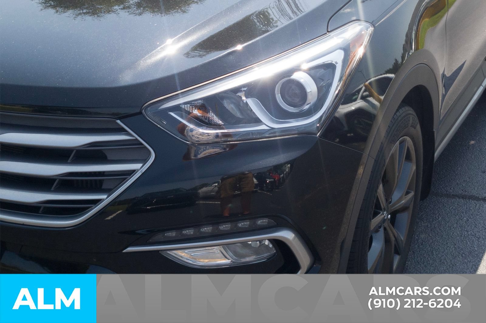 Used 2018 Hyundai Santa Fe Sport w/ 2.0T Ultimate Tech Package 05 AWD/4WD image 12