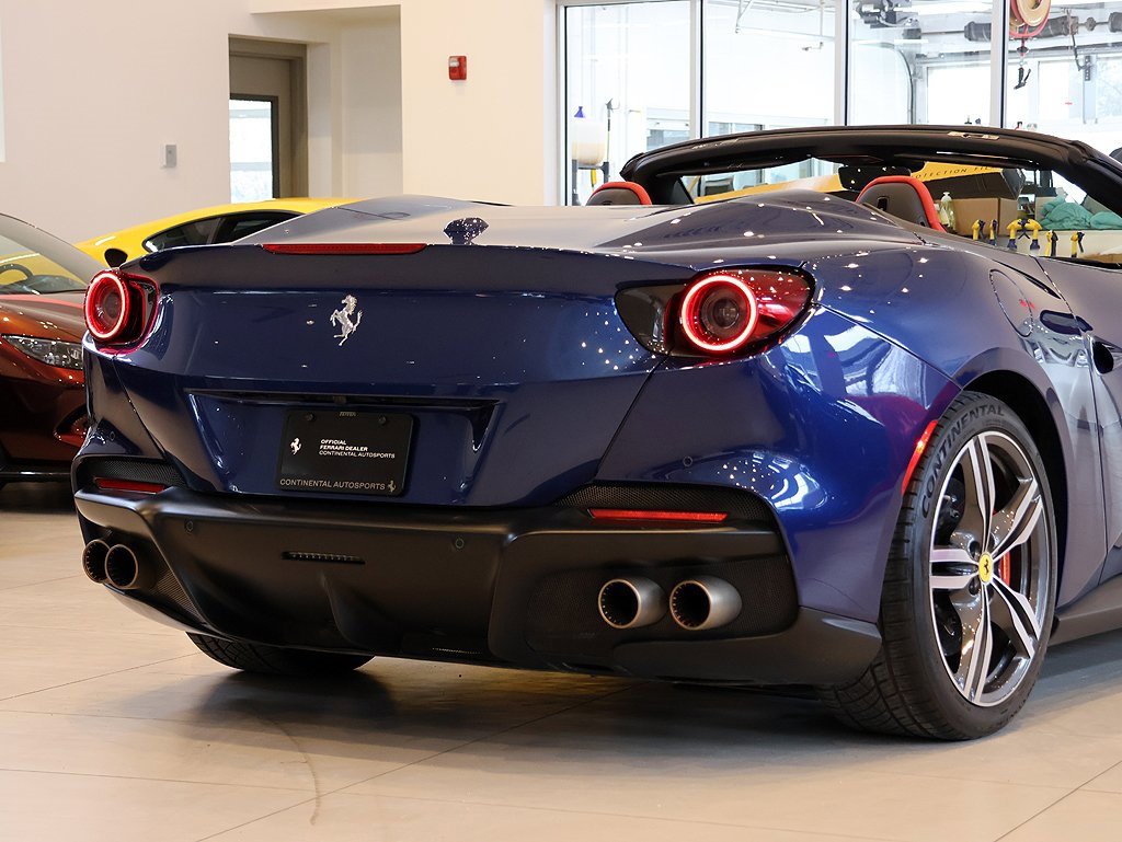 Certified 2022 Ferrari Portofino M image 52