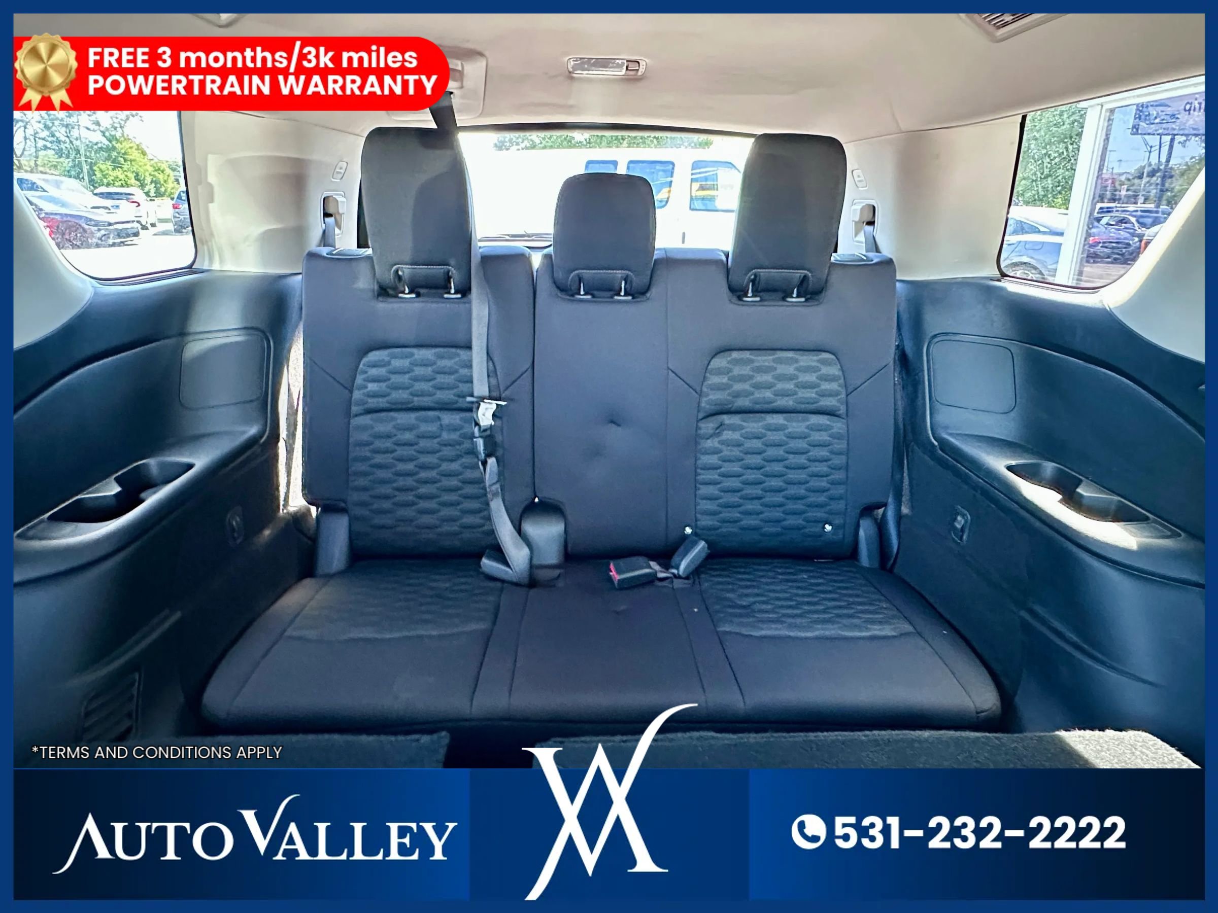 Used 2024 Nissan Pathfinder S image 35