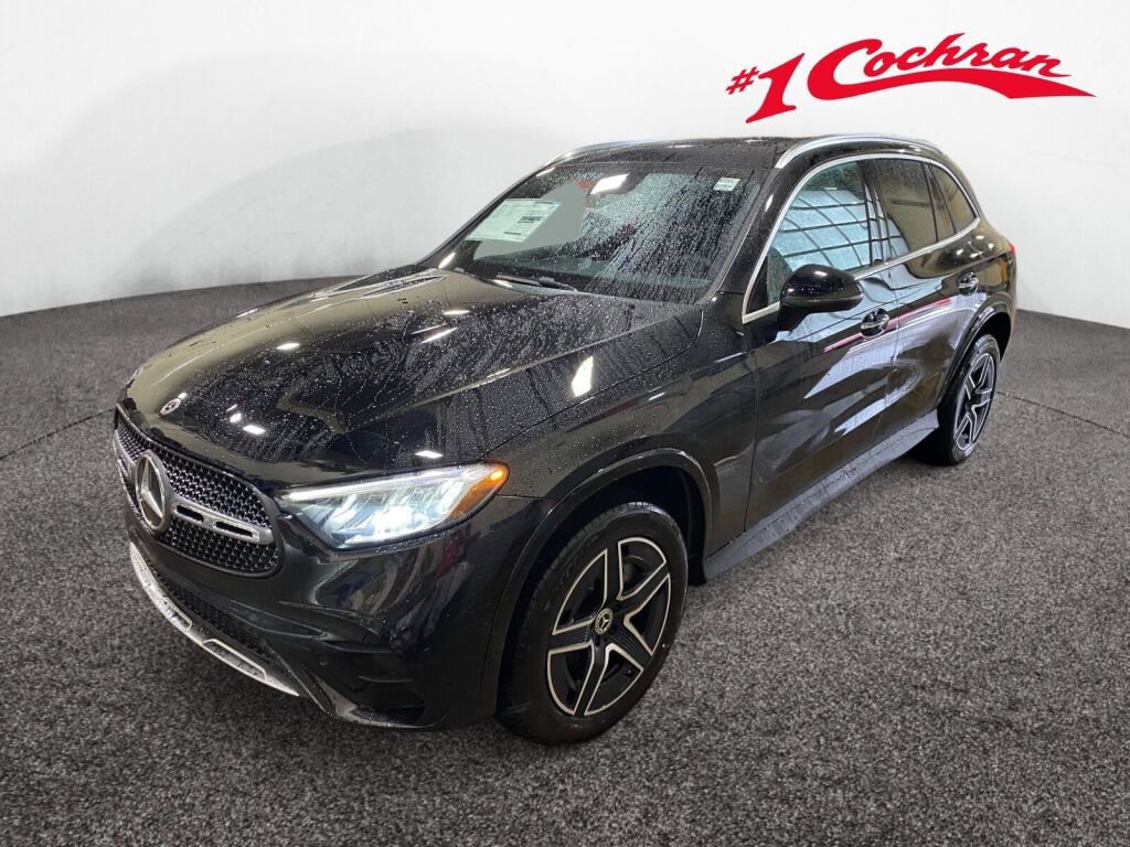 New 2026 Mercedes-Benz GLC 300 GLC 300 image 3