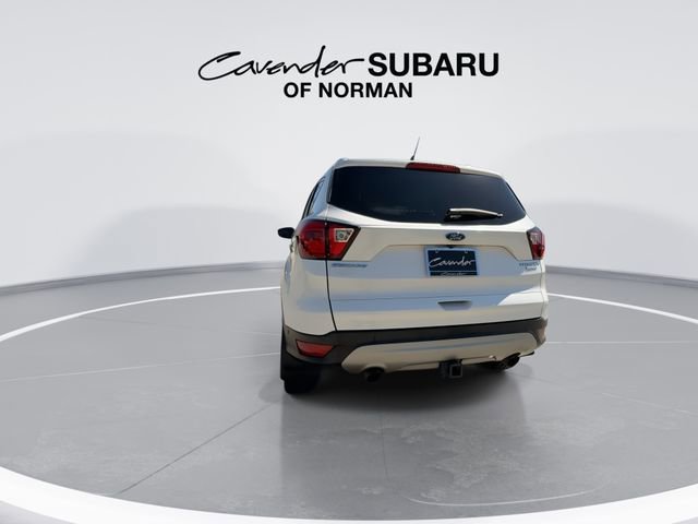 Used 2019 Ford Escape Titanium image 7