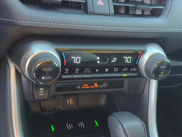 Certified 2024 Toyota RAV4 LE AWD/4WD image 23