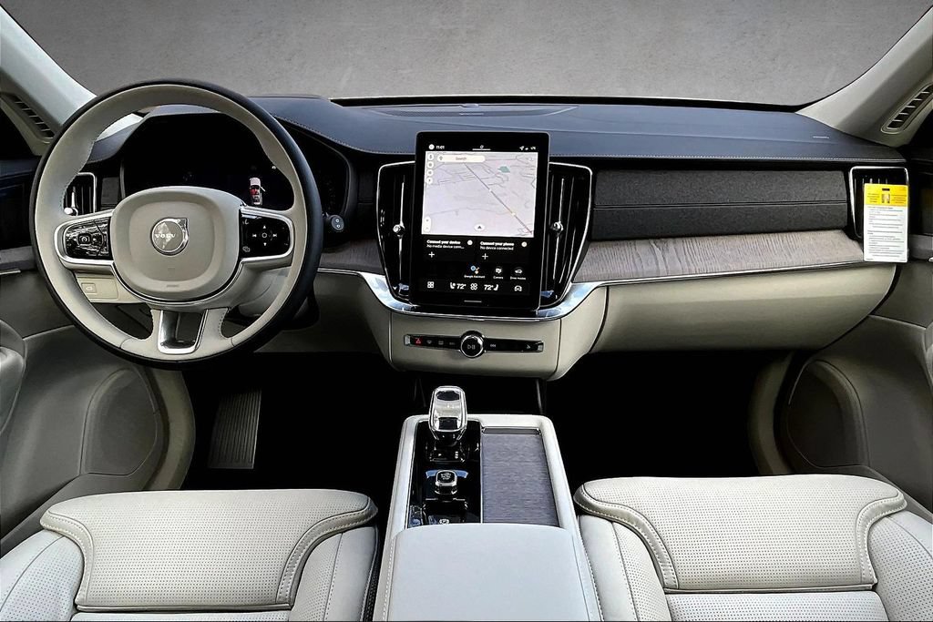 New 2026 Volvo XC90 B6 Ultra w/ Protection Package AWD/4WD image 5