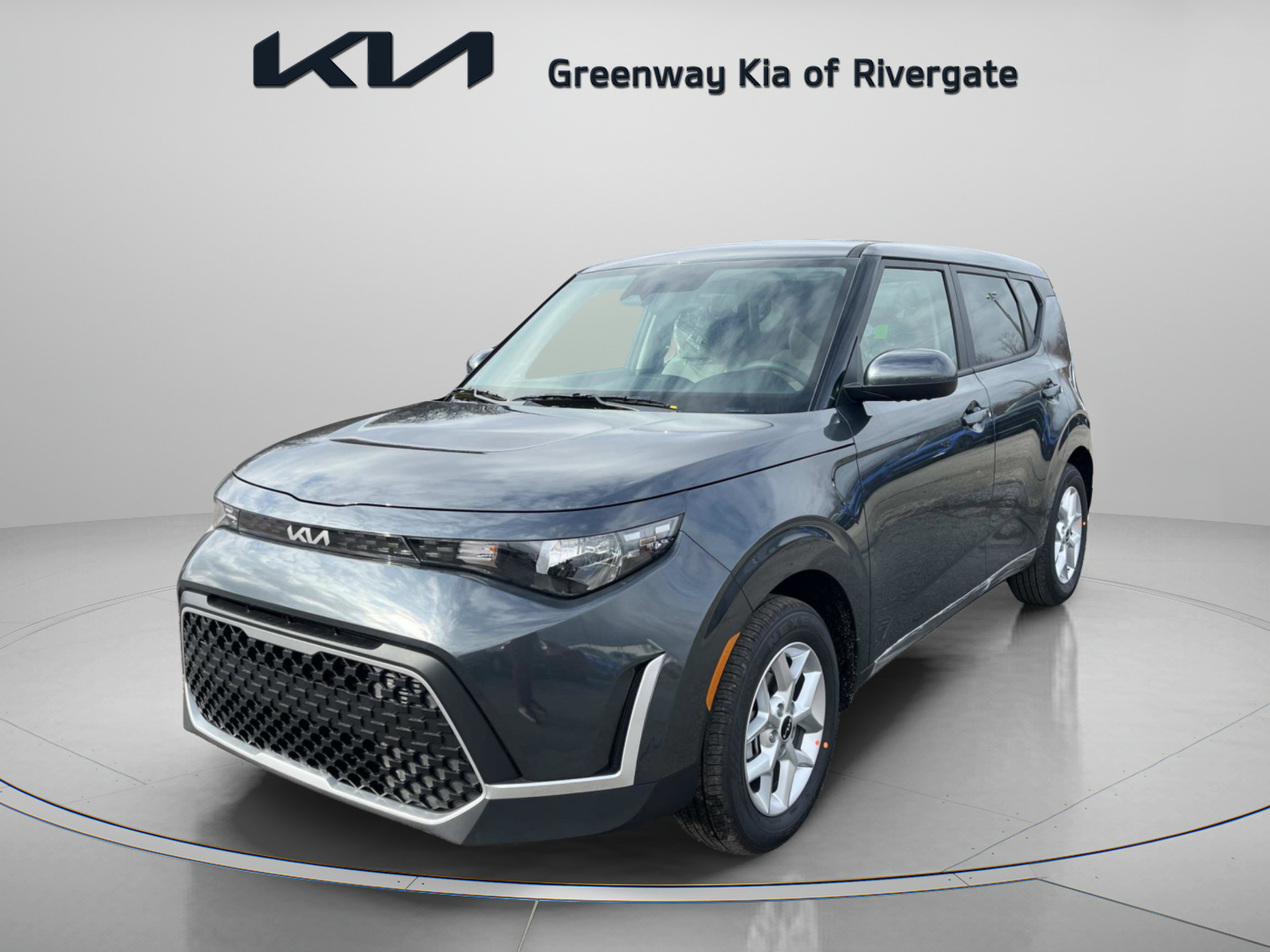 New 2025 Kia Soul FWD image 3