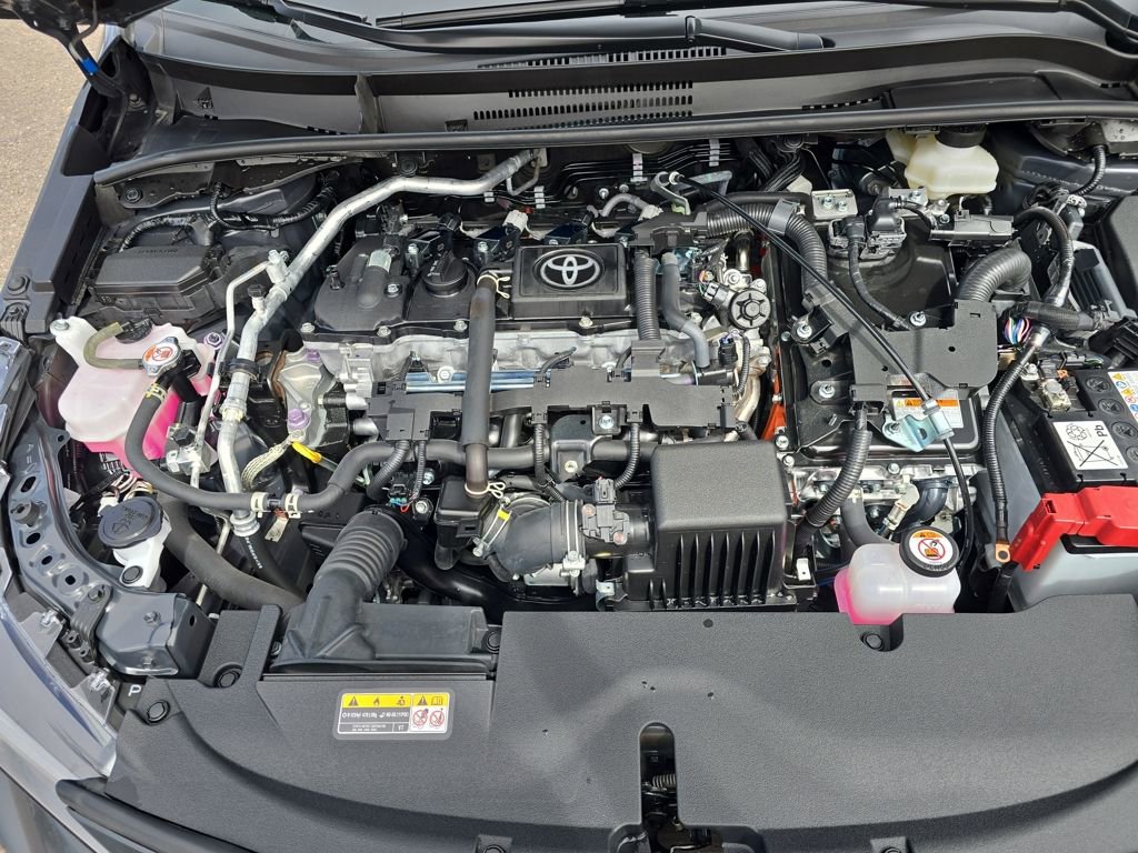 Used 2025 Toyota Corolla LE AWD/4WD image 22