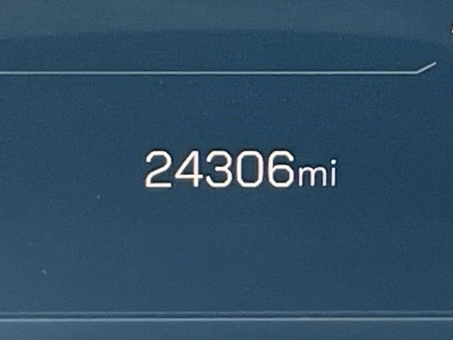 Certified 2025 GMC Yukon XL Denali AWD/4WD image 28