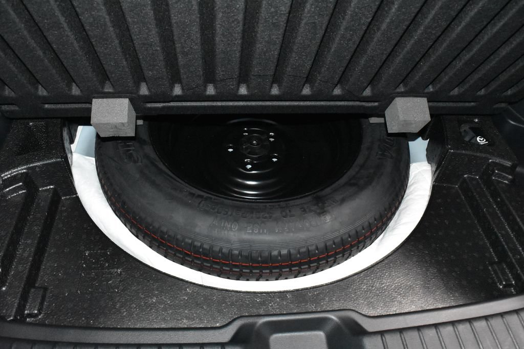 Used 2025 MAZDA CX-50 AWD 2.5 S w/ Cargo Package image 35