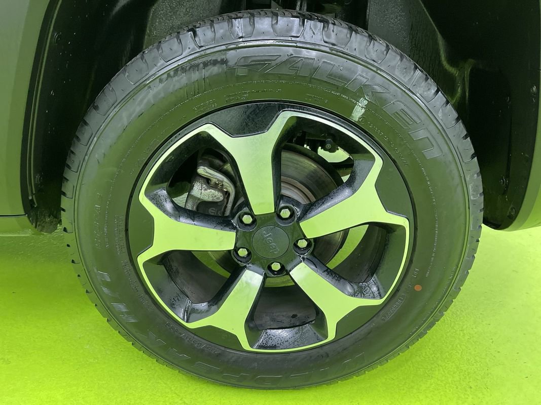 Used 2022 Jeep Renegade Trailhawk image 16