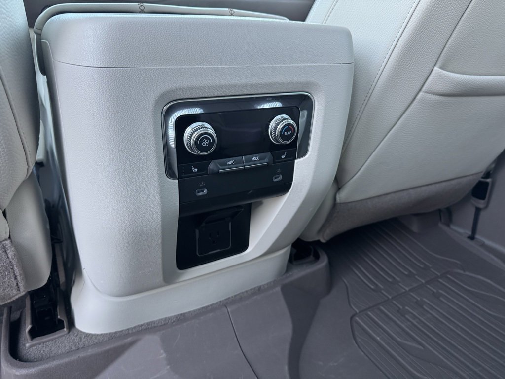 Certified 2023 GMC Yukon Denali image 27
