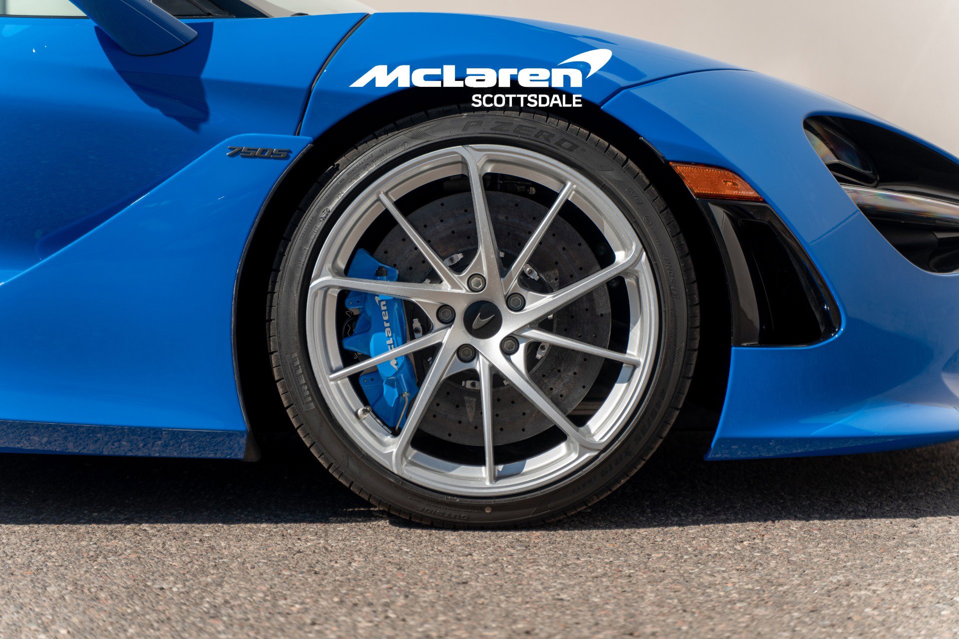 New 2026 McLaren 750S image 22