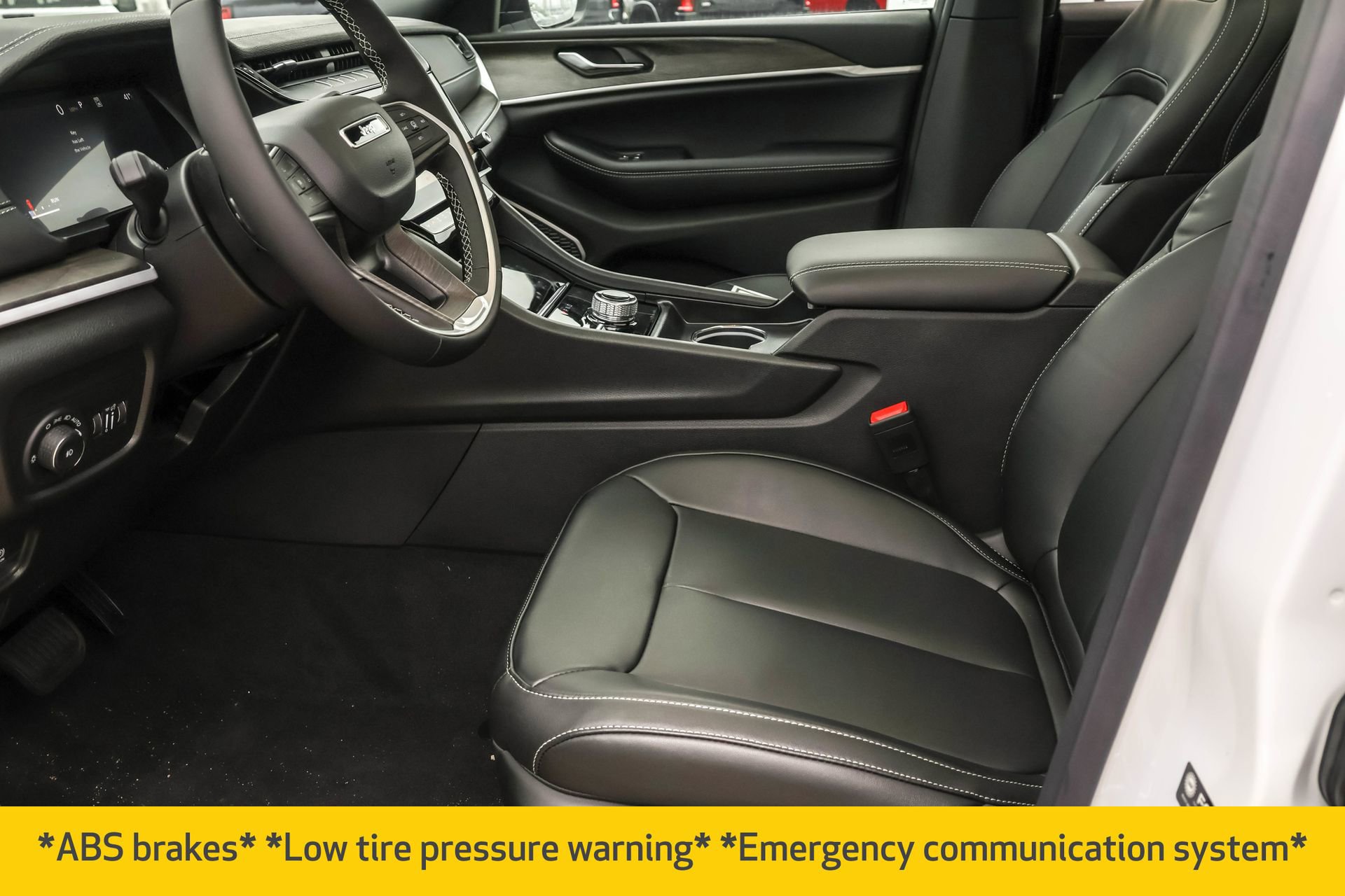 New 2026 Jeep Grand Cherokee Limited w/ Limited Altitude Package image 5