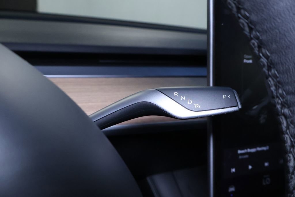 Used 2021 Tesla Model Y Long Range image 22