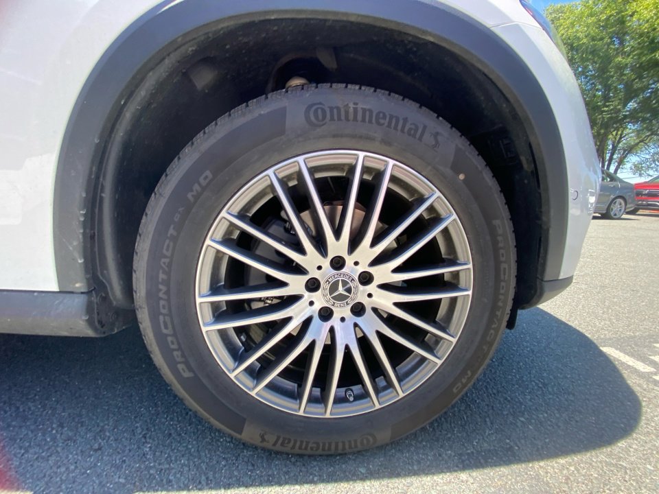Used 2026 Mercedes-Benz GLC 300 4MATIC image 25