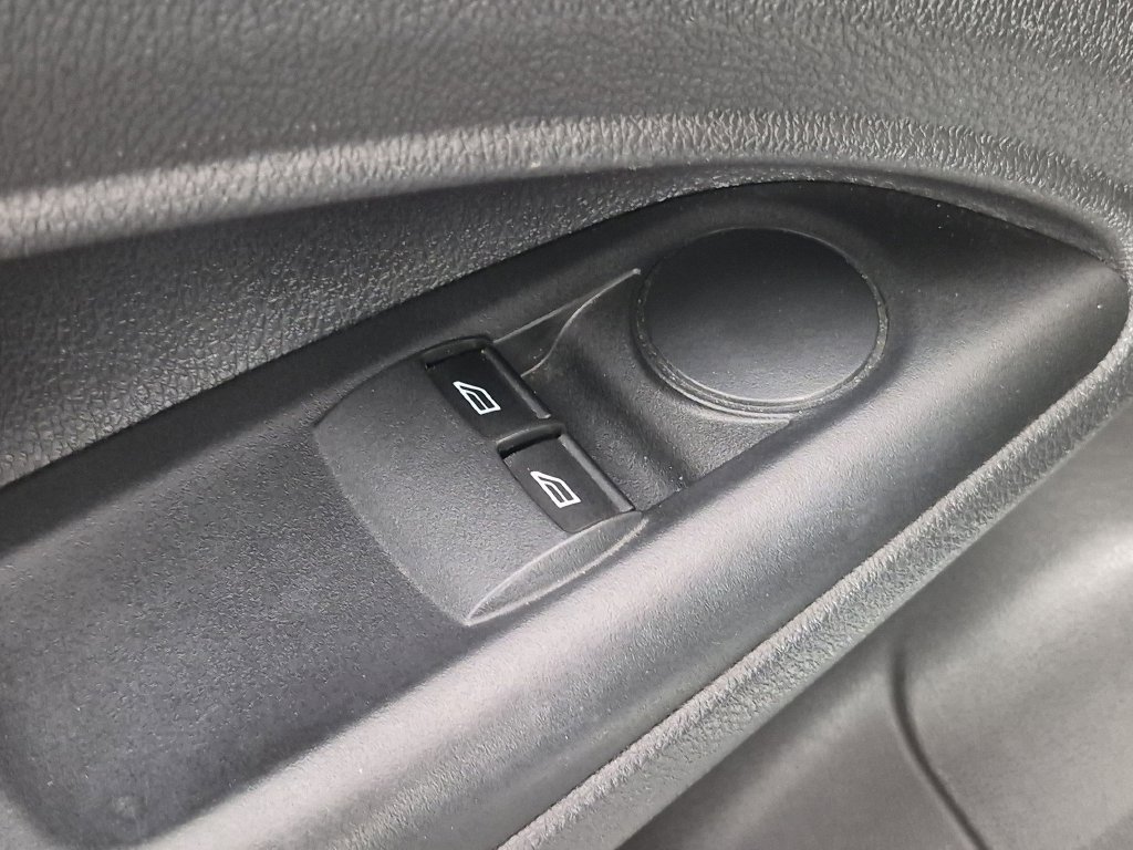 Used 2016 Ford Transit Connect XL FWD image 14