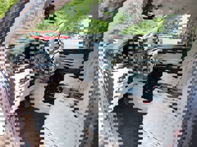 New 2026 Honda Odyssey Touring image 2