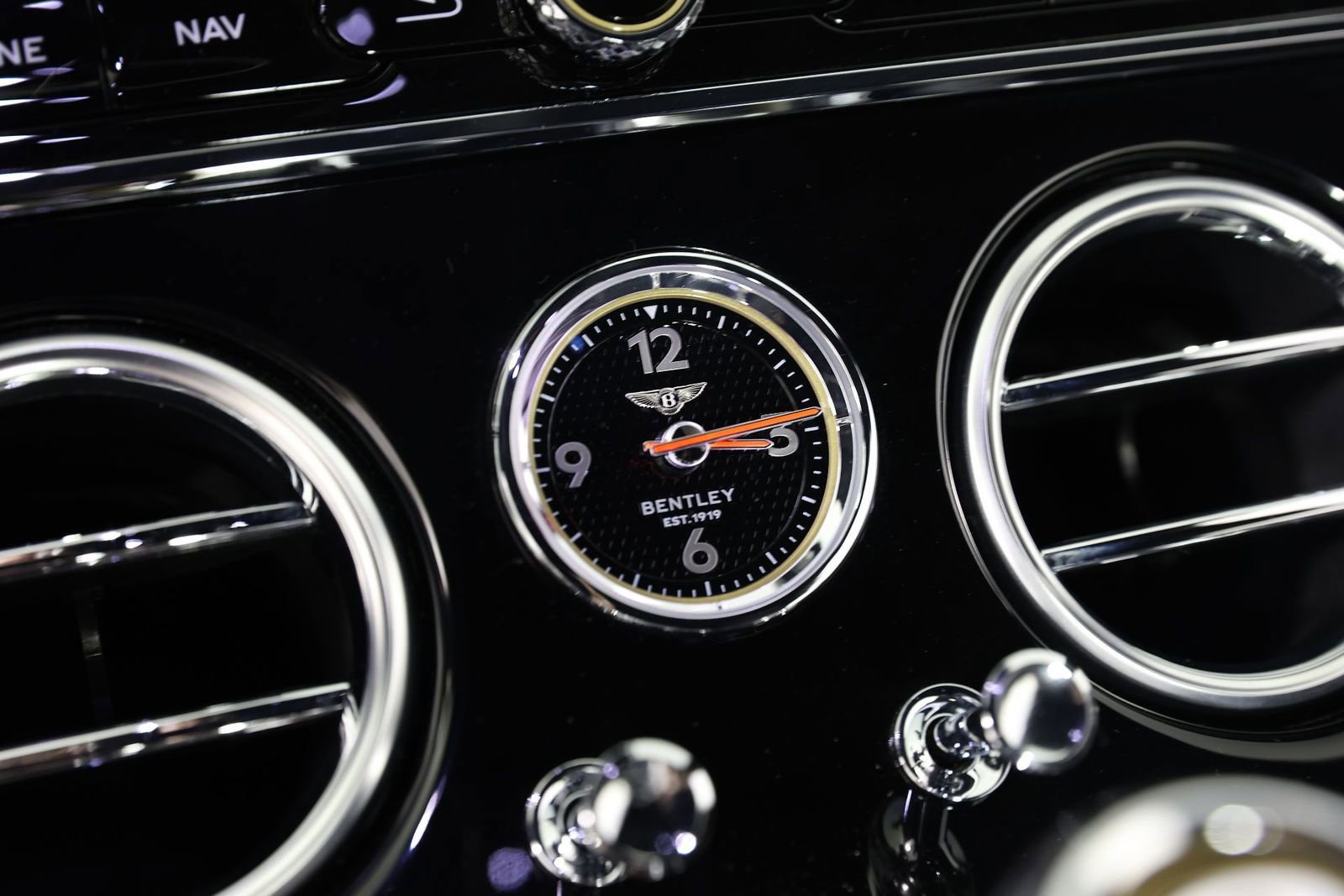 Used 2020 Bentley Continental GT image 36