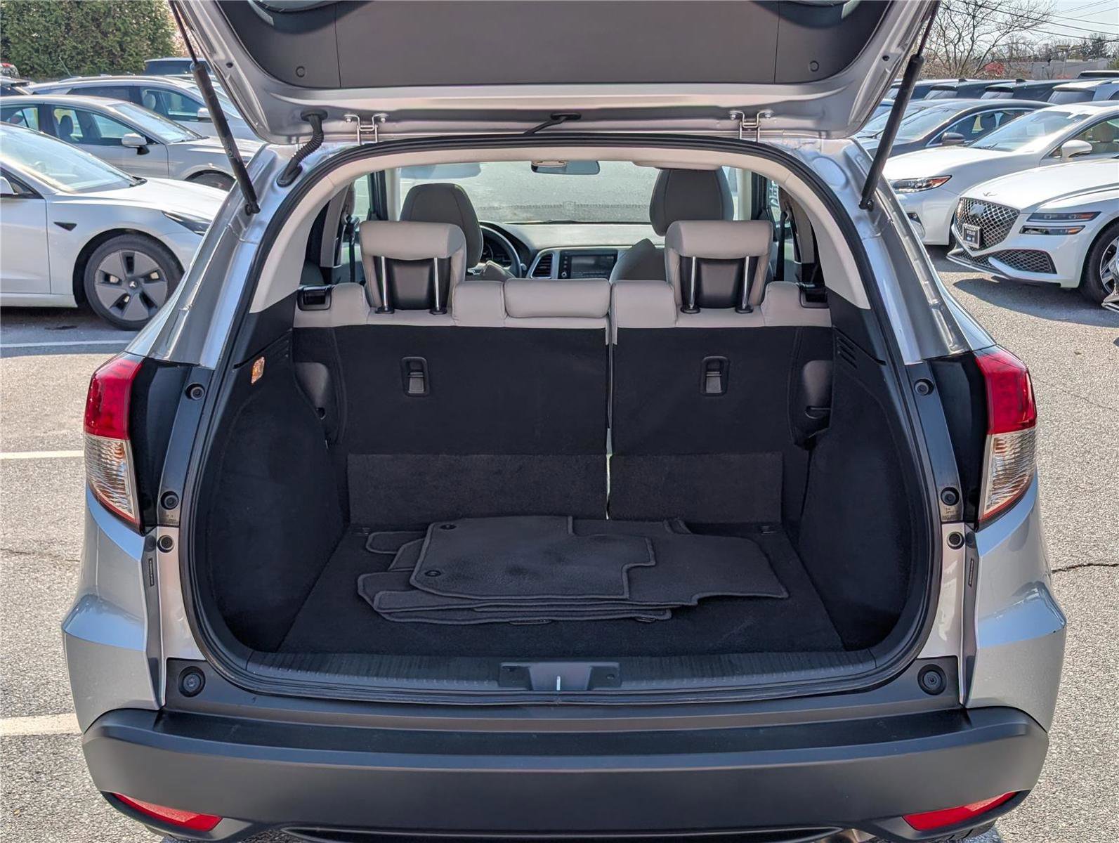 Used 2020 Honda HR-V EX image 13