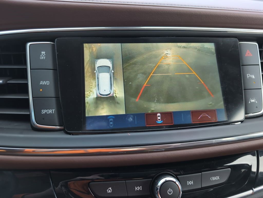 Used 2018 Buick Enclave Avenir w/ Avenir Technology Package image 25