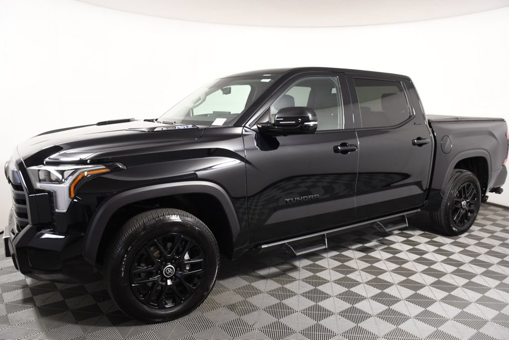Used 2024 Toyota Tundra Limited AWD/4WD image 2