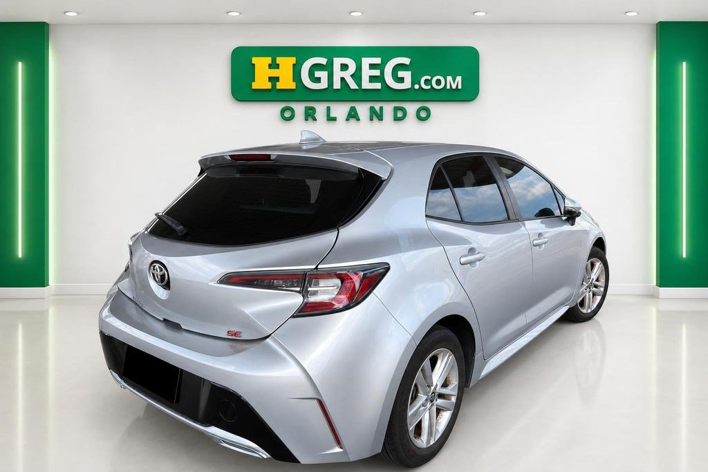 Used 2022 Toyota Corolla SE w/ SE Preferred Package FWD image 6
