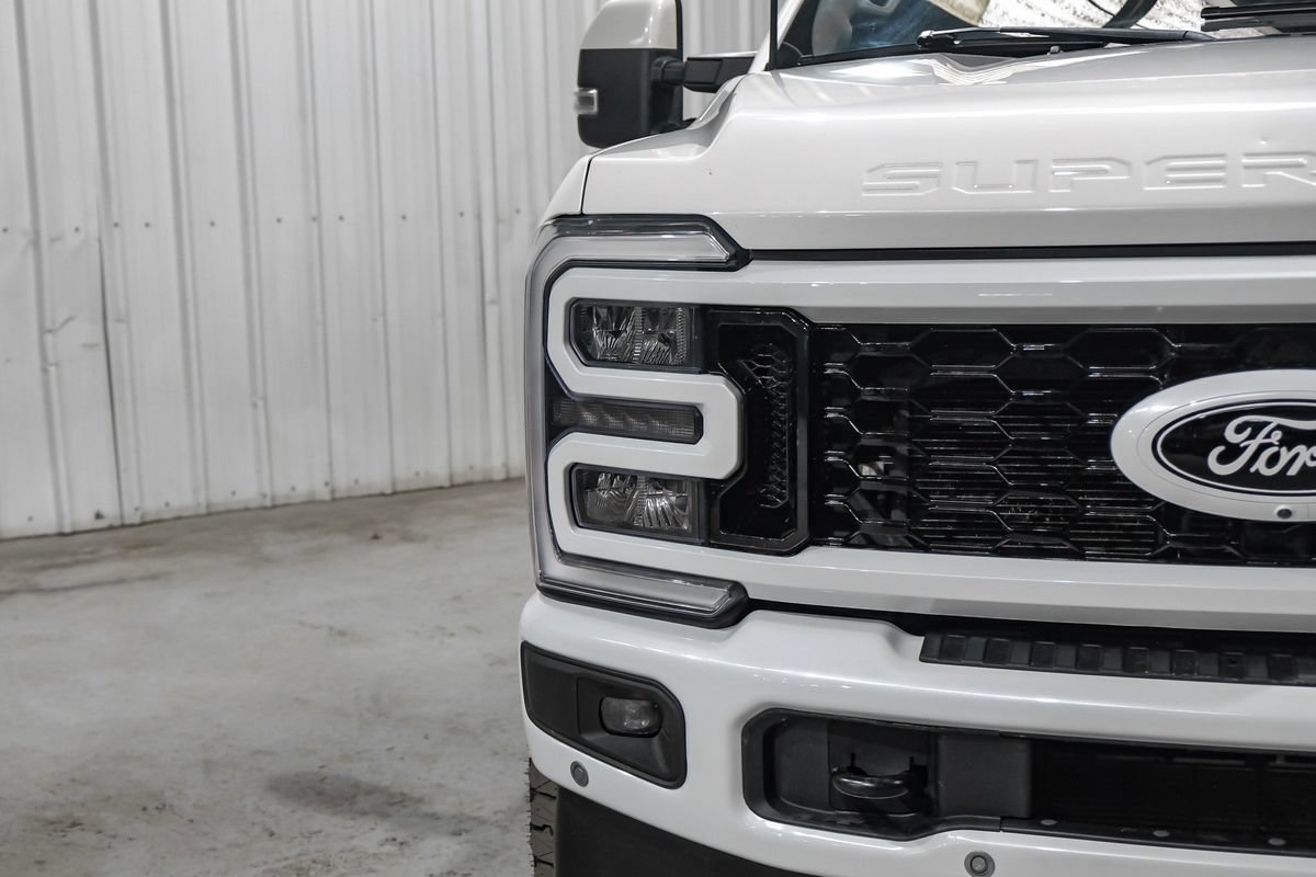 Used 2023 Ford F350 Lariat w/ Lariat Ultimate Package AWD/4WD image 48