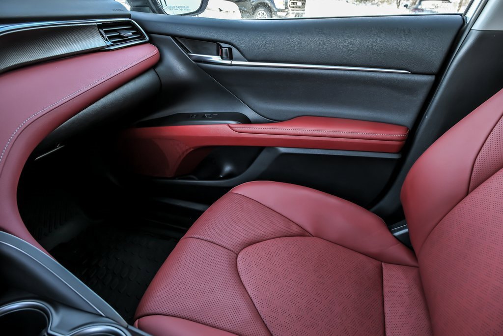 Used 2021 Toyota Camry XSE w/ Navigation Upgrade Package image 26