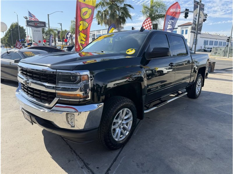 Used 2018 Chevrolet Silverado 1500 LT w/ All Star Edition RWD image 11