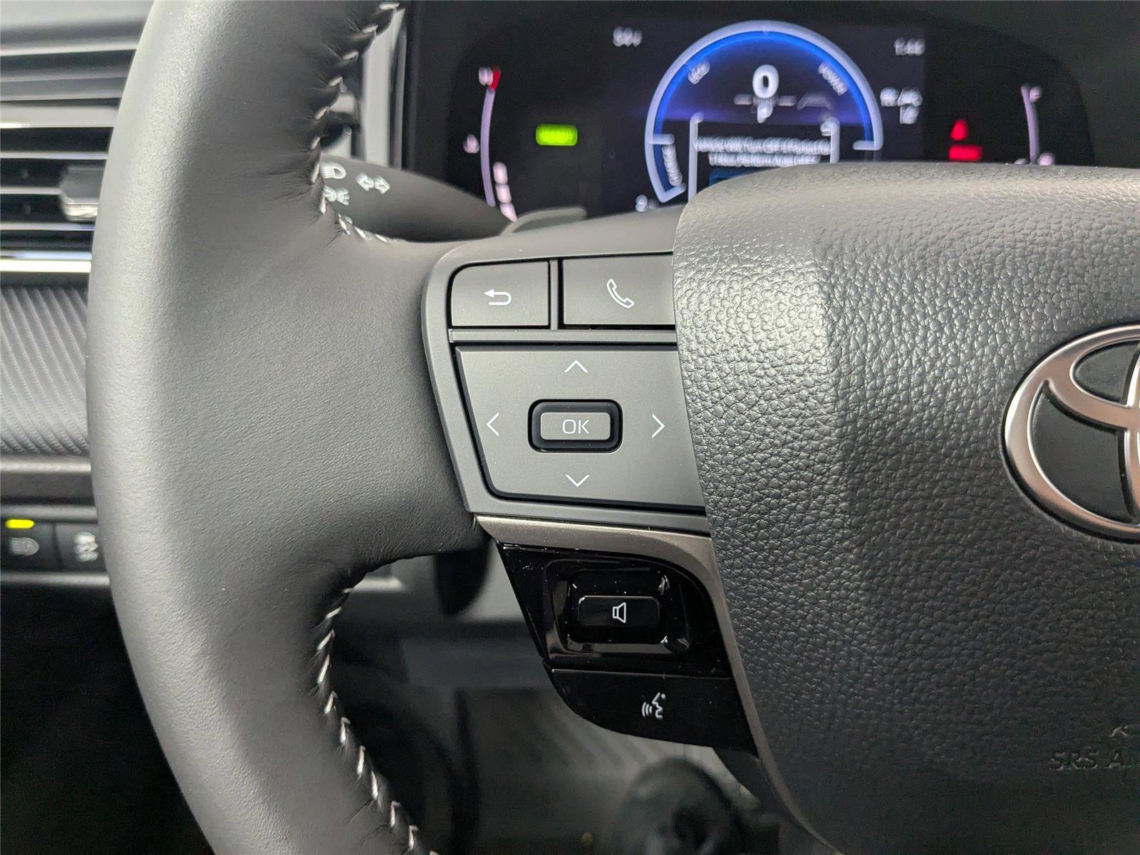 New 2026 Toyota Camry SE image 13