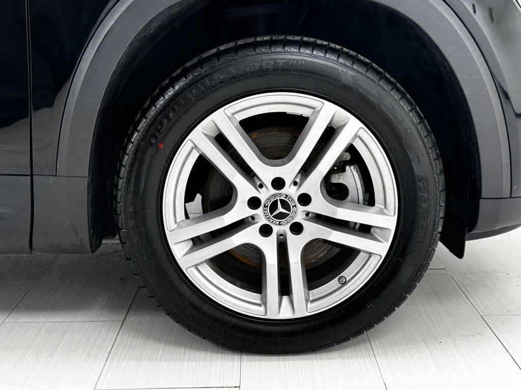 Used 2022 Mercedes-Benz GLB 250 GLB 250 w/ Premium Package Lite image 42