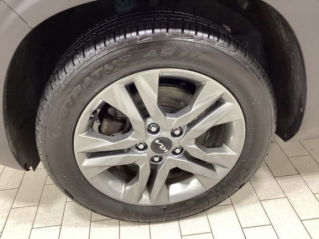 Used 2022 Kia Seltos LX image 19