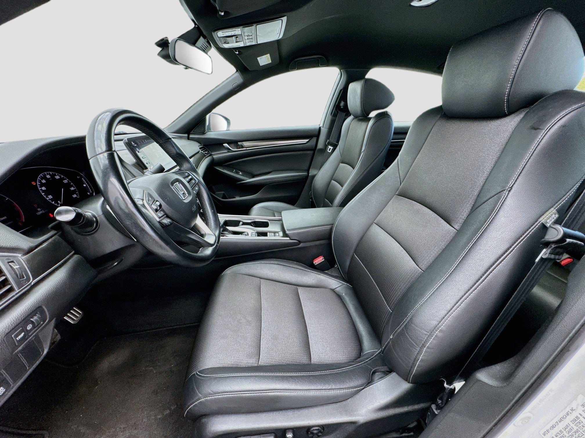 Used 2019 Honda Accord Sport image 13