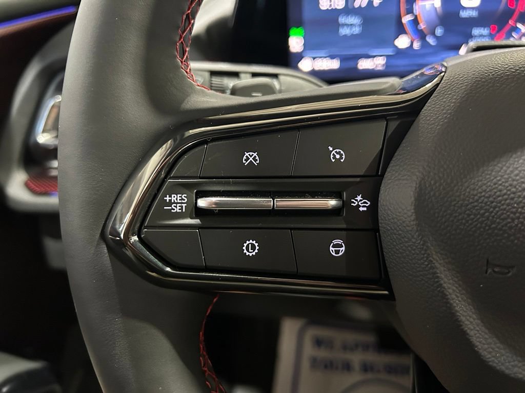 New 2026 Chevrolet Traverse RS w/ LPO, Floor Liner Package AWD/4WD image 29