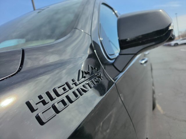 Used 2024 Chevrolet Tahoe High Country w/ Advanced Technology Package image 9