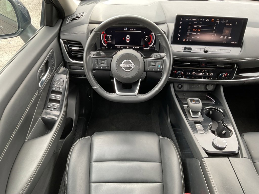 Used 2024 Nissan Rogue SL w/ SL Premium Package image 16