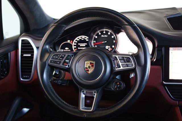 Used 2021 Porsche Cayenne Turbo w/ Premium Package Plus AWD/4WD image 30