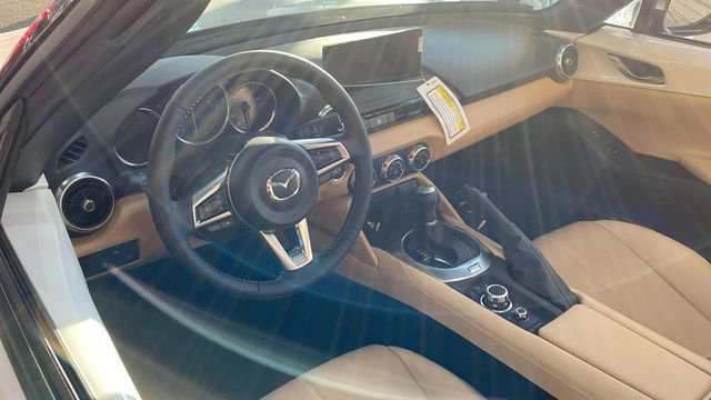 New 2025 MAZDA MX-5 Miata Grand Touring w/ Appearance Package image 6