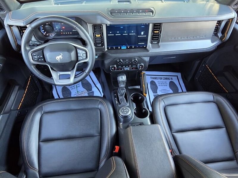 Used 2024 Ford Bronco Badlands image 10