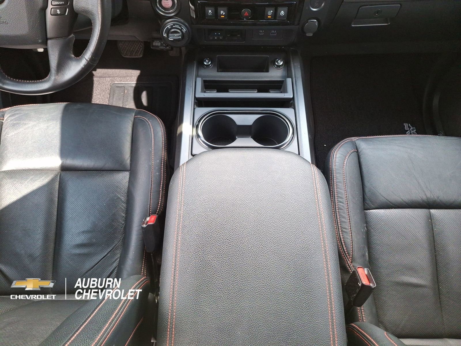 Used 2021 Nissan Titan PRO-4X w/ Pro-4x Convenience Package AWD/4WD image 12