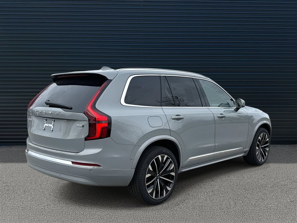 Certified 2026 Volvo XC90 B6 Plus w/ Protection Package Premier AWD/4WD image 5
