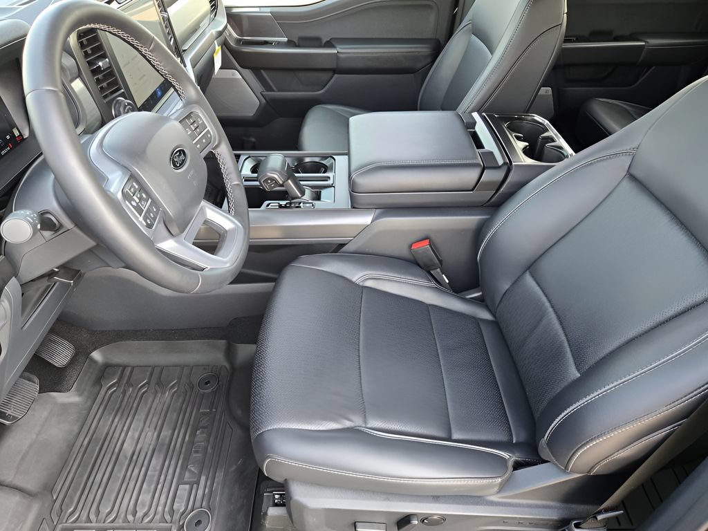 Used 2025 Ford F150 Lariat w/ FX4 Off-Road Package AWD/4WD image 12